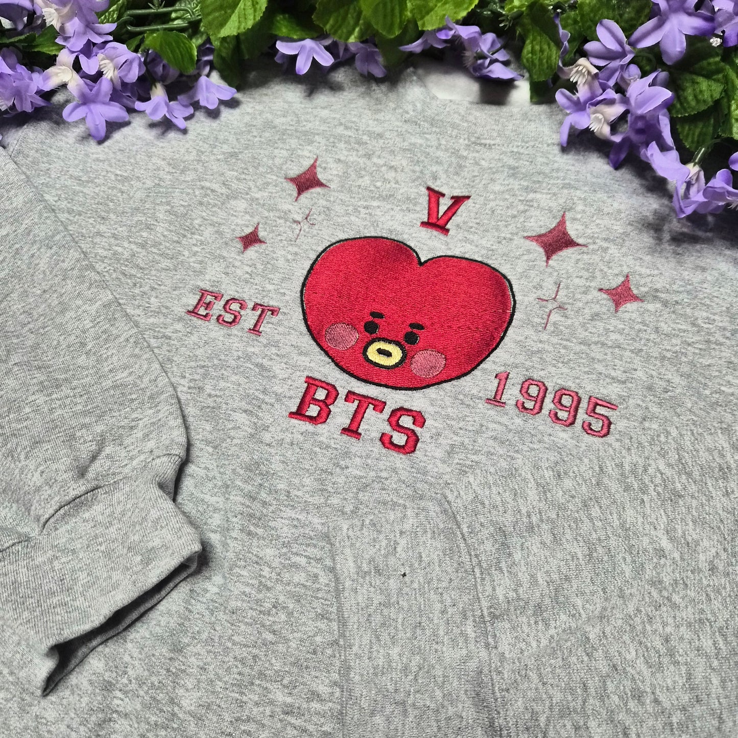 V crewneck