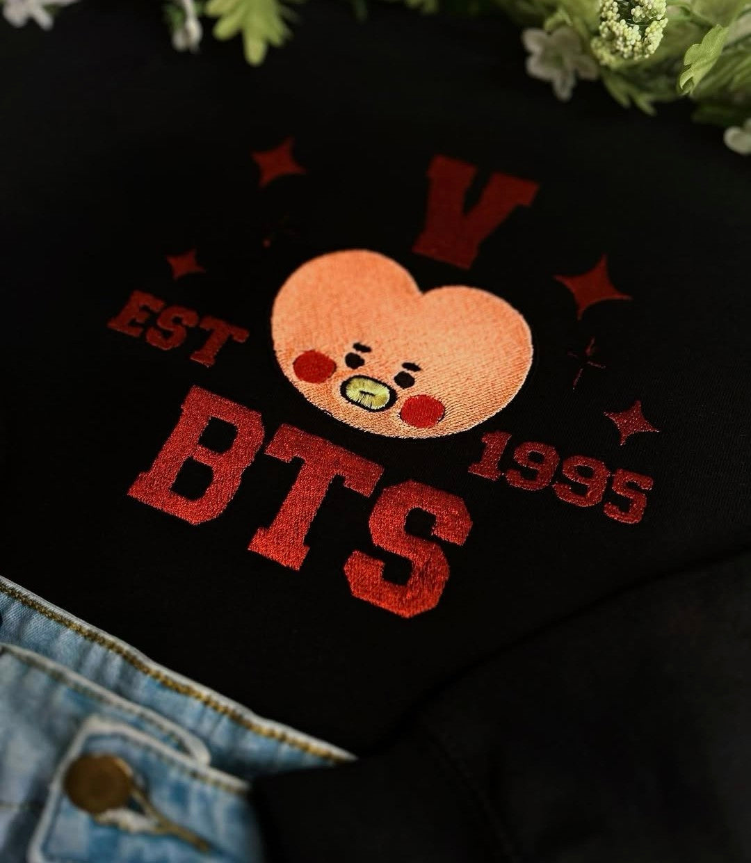V crewneck