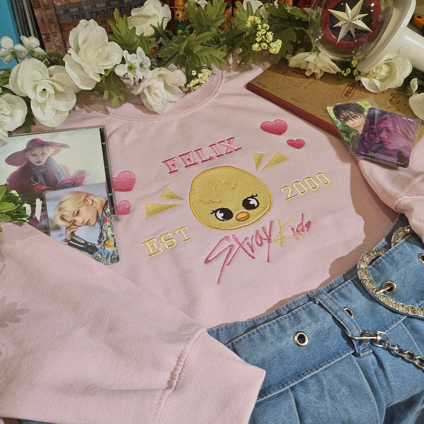 Sunshin Lixie embroidered crewneck