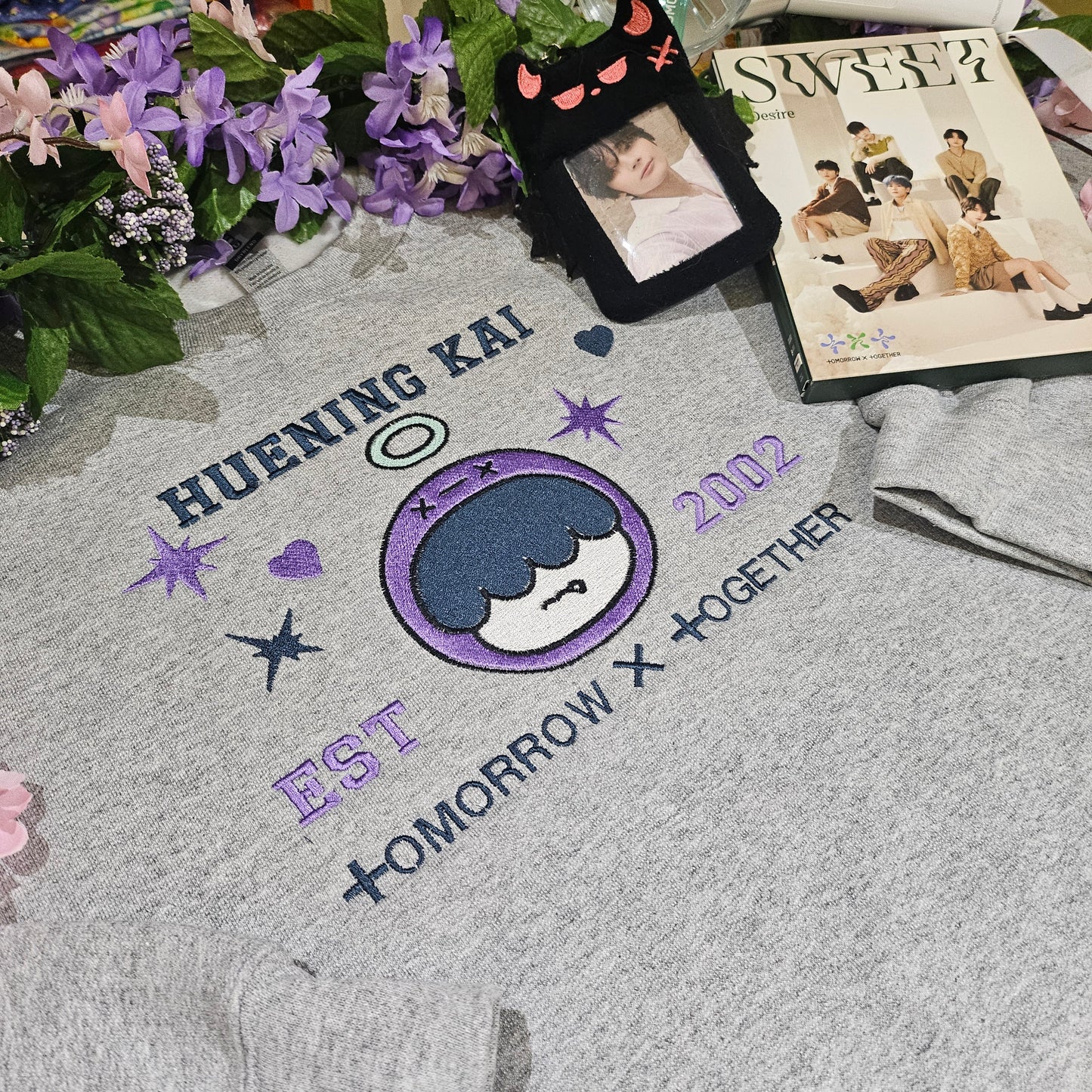 emo boy embroidered crewneck