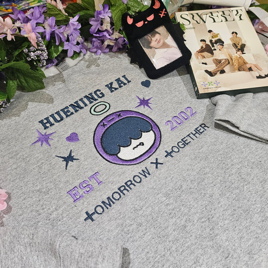 emo boy embroidered crewneck