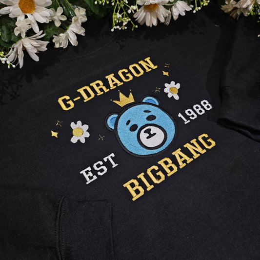 GD embroidered crewneck