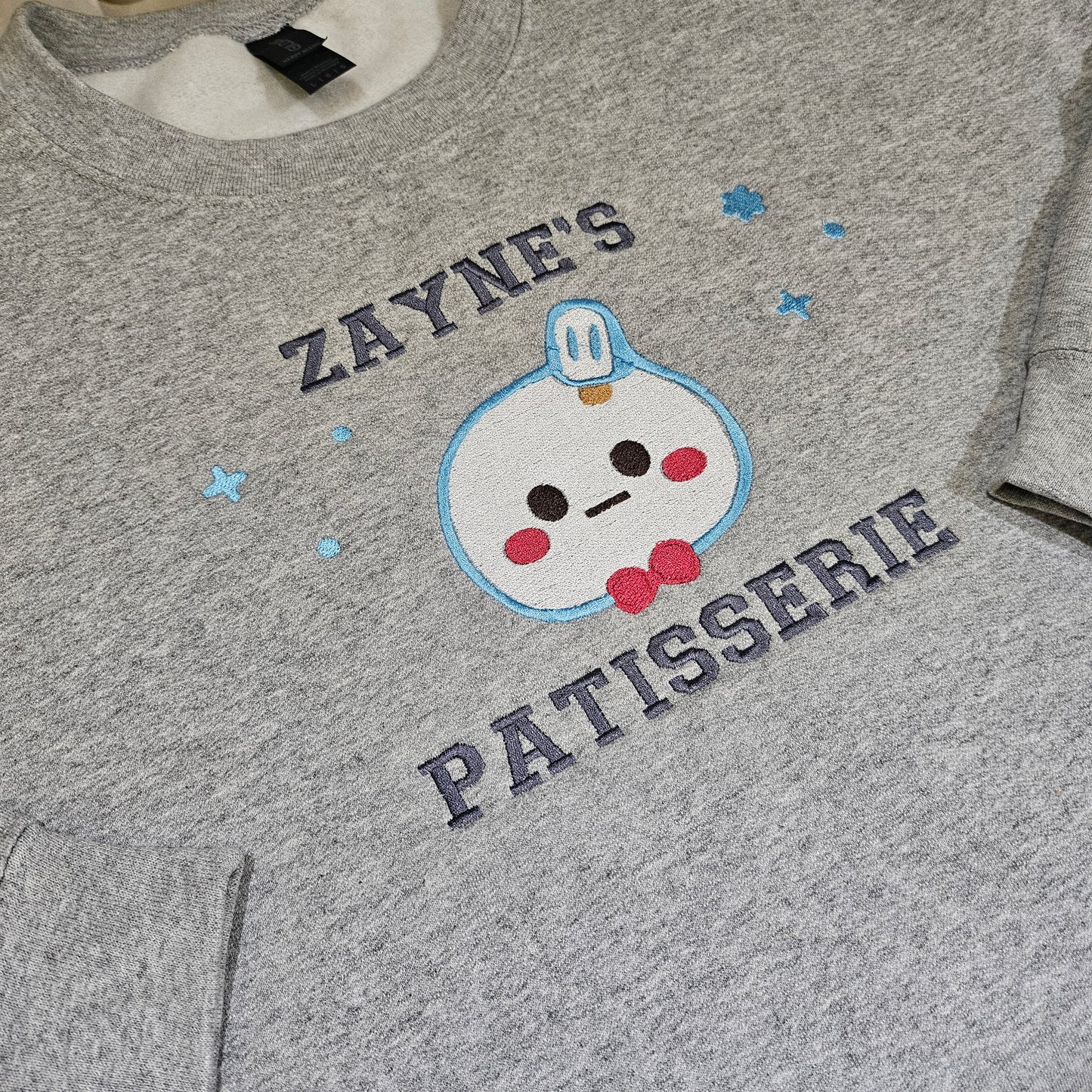 Zayne's patisserie embroidered crewneck