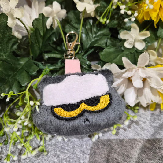 Daisy Cat plush keychain