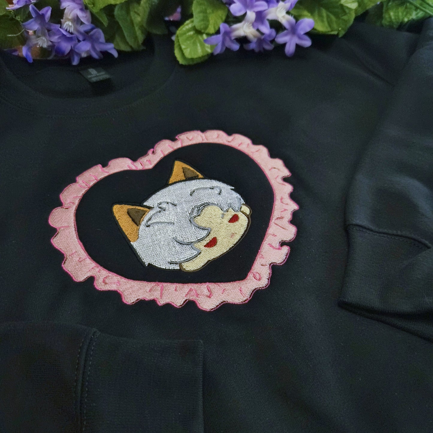 LADS Kitty crewneck