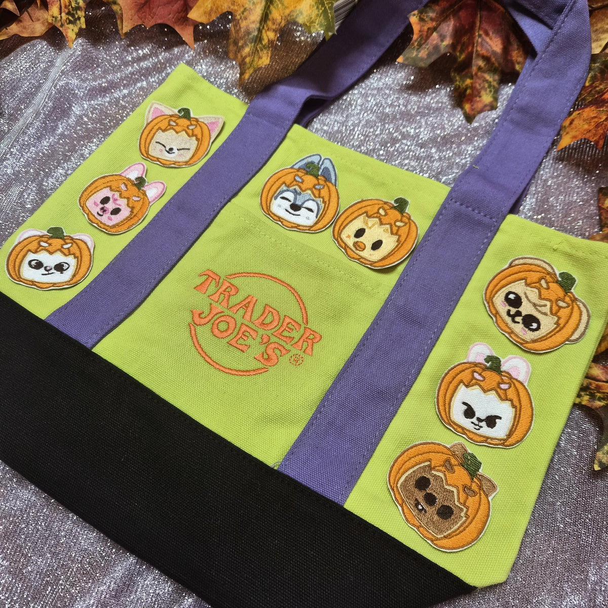 Halloween skzoo tote