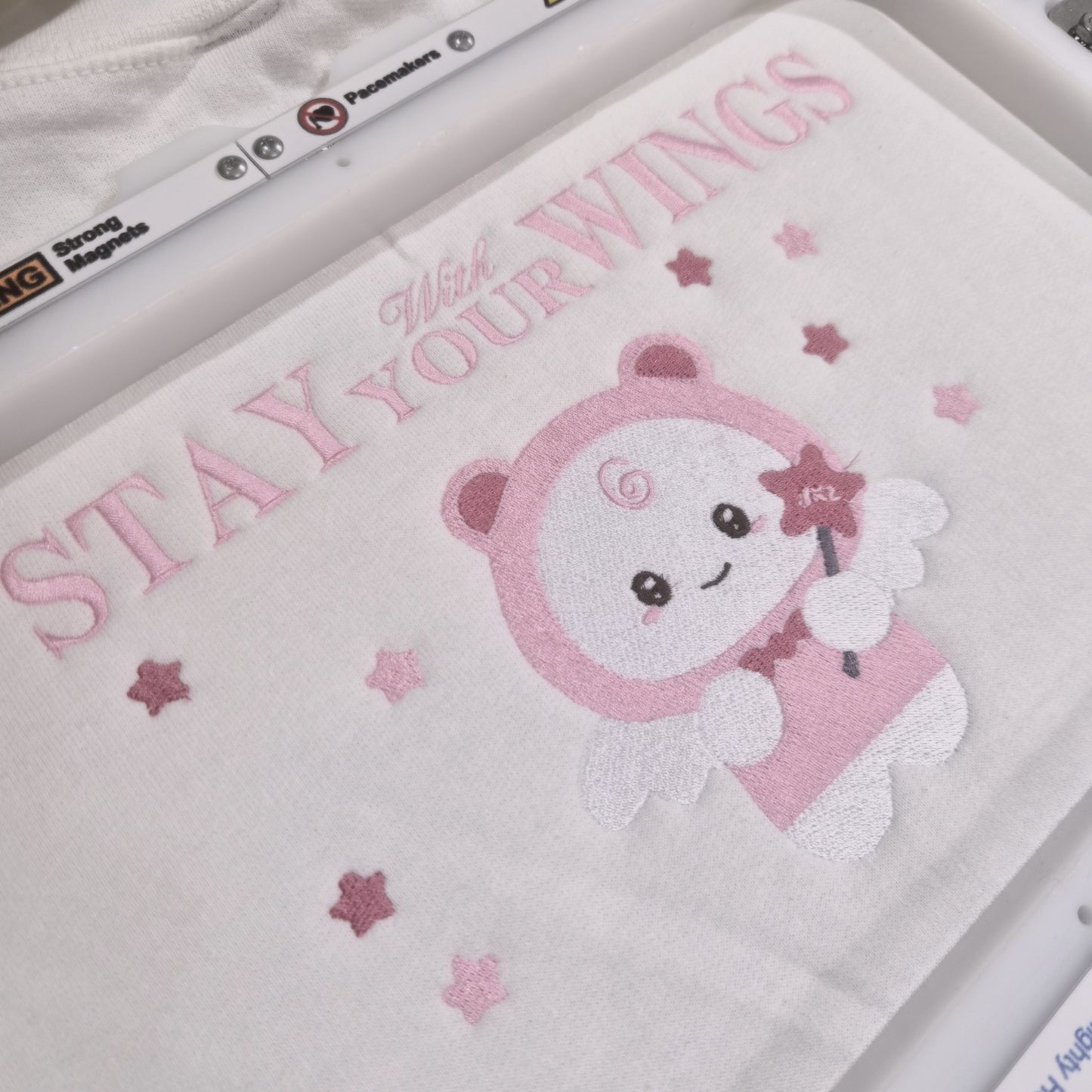 STAY Angel crewneck