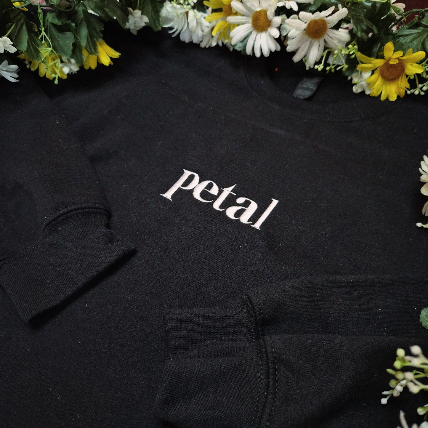 Petal crewneck