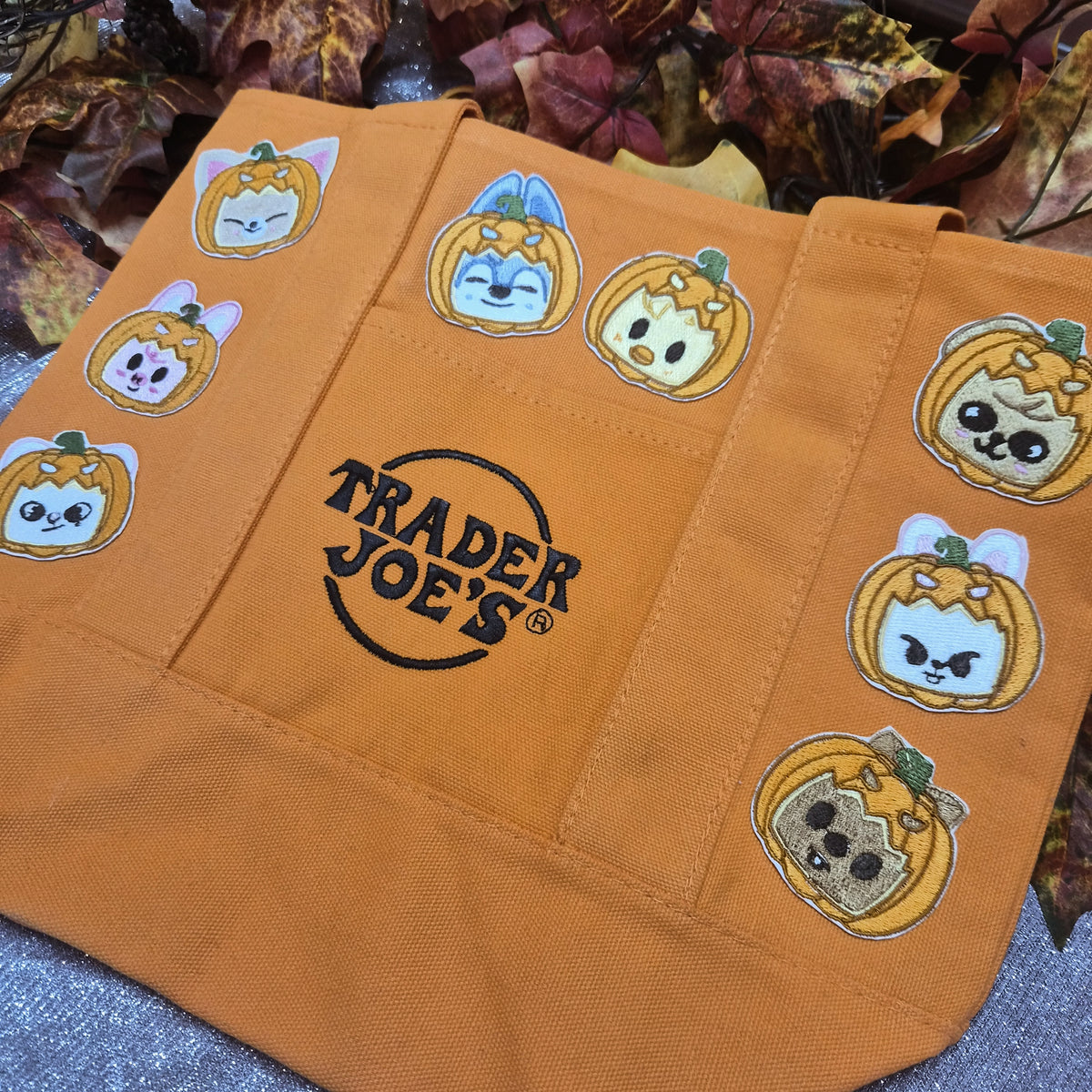 Halloween skzoo tote