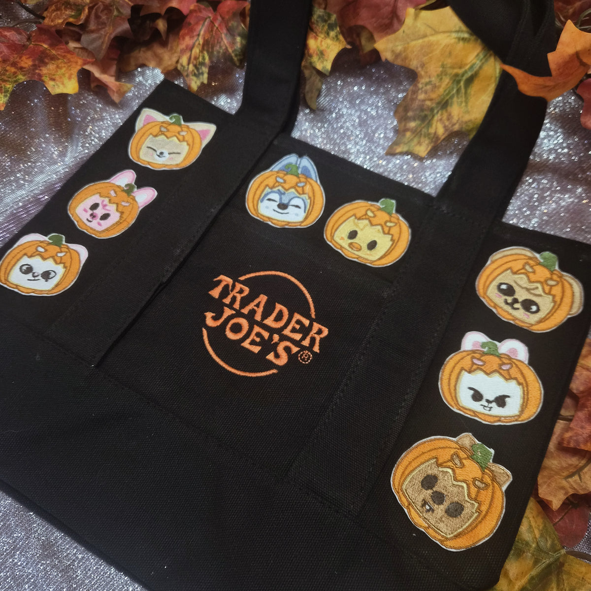 Halloween skzoo tote