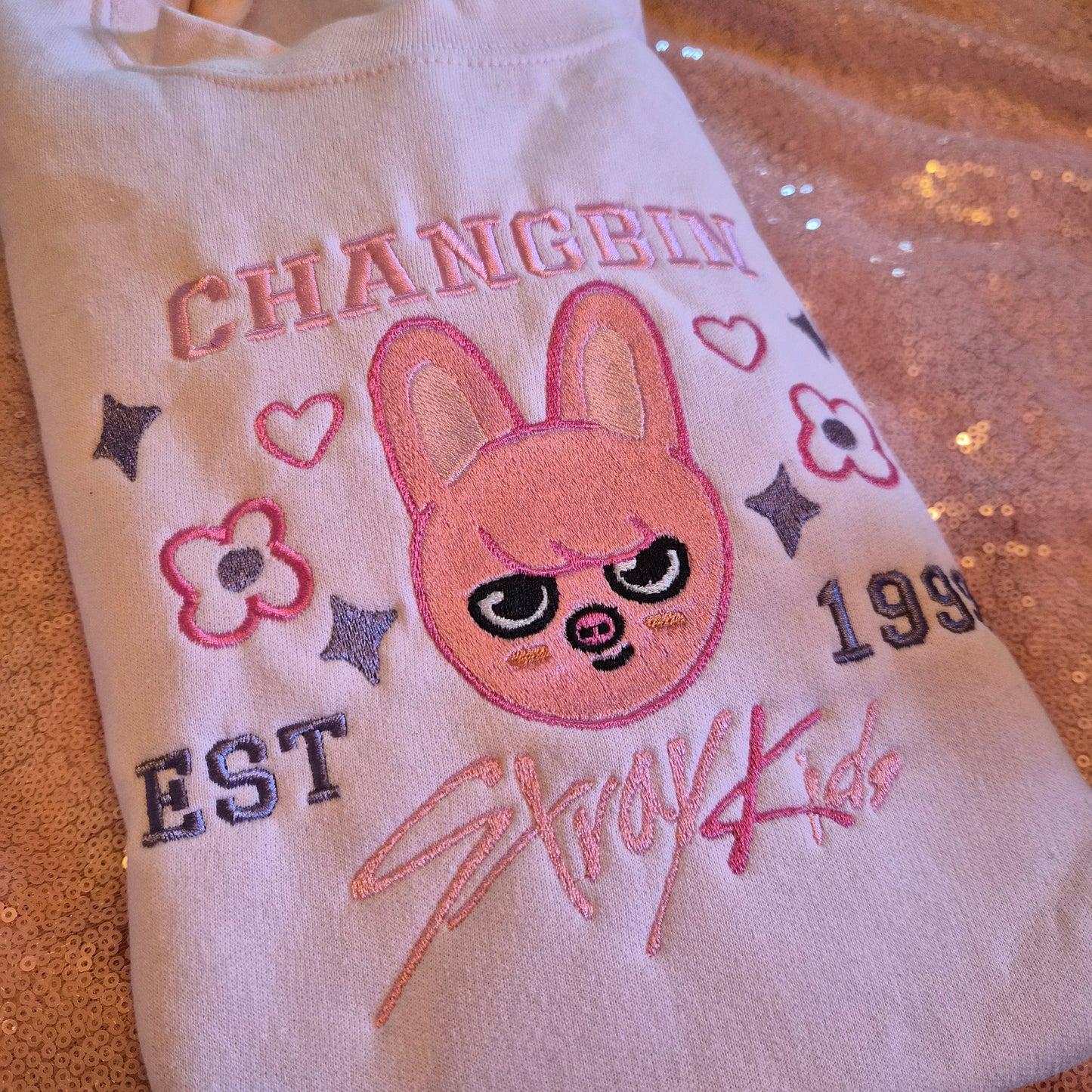Changbini bunny embroidered crewneck