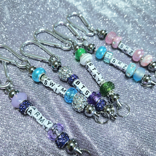 Carabiner clips