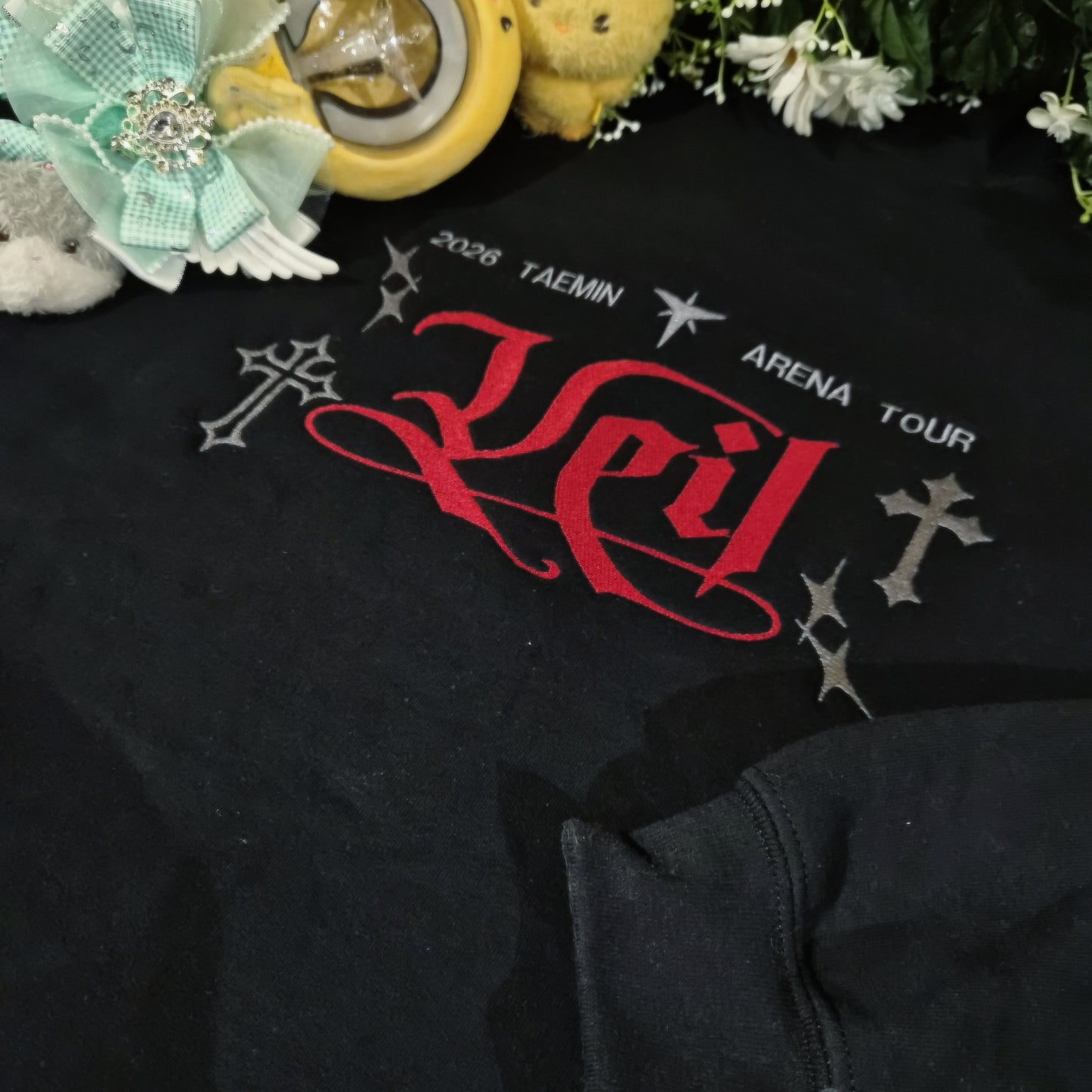 Veil tour zip up
